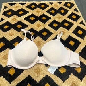 NWT Calvin Klein Lightly Lined Demi Bra Pale Pink 36B